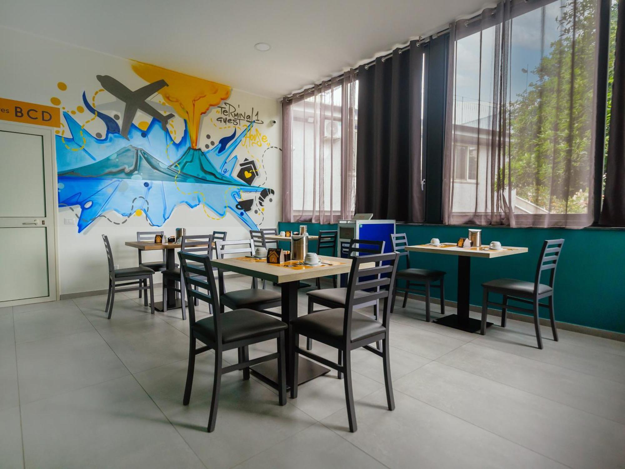 Terminal 1 Guest House ナポリ エクステリア 写真